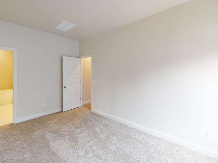 9601 Pointer Road, Huntersville, NC 28078.  MLS# CAR4205858, YatesRealty ID 16289. 