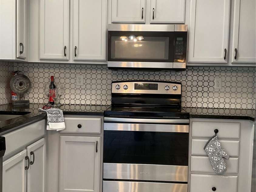 6936 Aulton Link Court, Charlotte, NC 28269.  MLS# CAR4306576, YatesRealty ID 1629. 