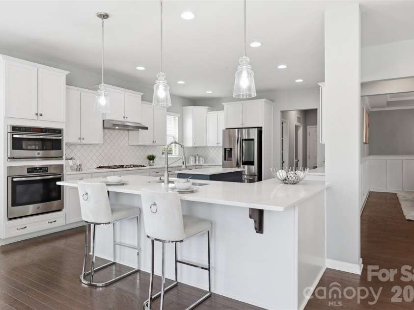 964 Bellegray Lane, Concord, NC 28027.  MLS# CAR4354778, YatesRealty ID 16290. 