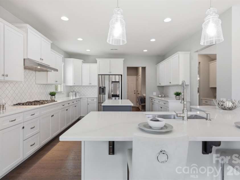 964 Bellegray Lane, Concord, NC 28027.  MLS# CAR4354778, YatesRealty ID 16290. 