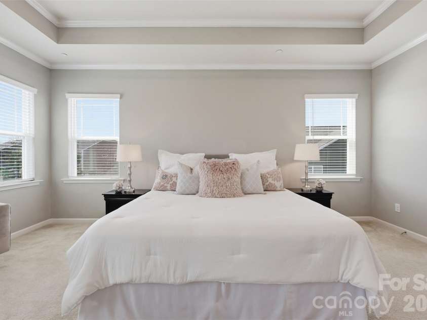 964 Bellegray Lane, Concord, NC 28027.  MLS# CAR4354778, YatesRealty ID 16290. 
