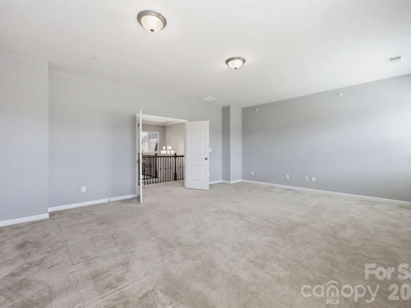 964 Bellegray Lane, Concord, NC 28027.  MLS# CAR4354778, YatesRealty ID 16290. 