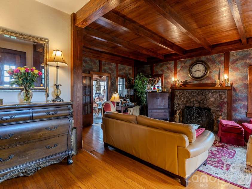 210 Gaston Street, Kings Mountain, NC 28086.  MLS# CAR4358059, YatesRealty ID 16291. 