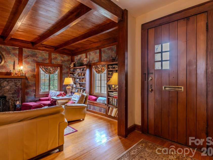 210 Gaston Street, Kings Mountain, NC 28086.  MLS# CAR4358059, YatesRealty ID 16291. 
