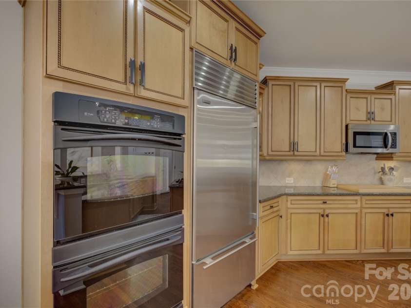 16915 Turtle Point Road, Charlotte, NC 28278.  MLS# CAR4360965, YatesRealty ID 16292. 