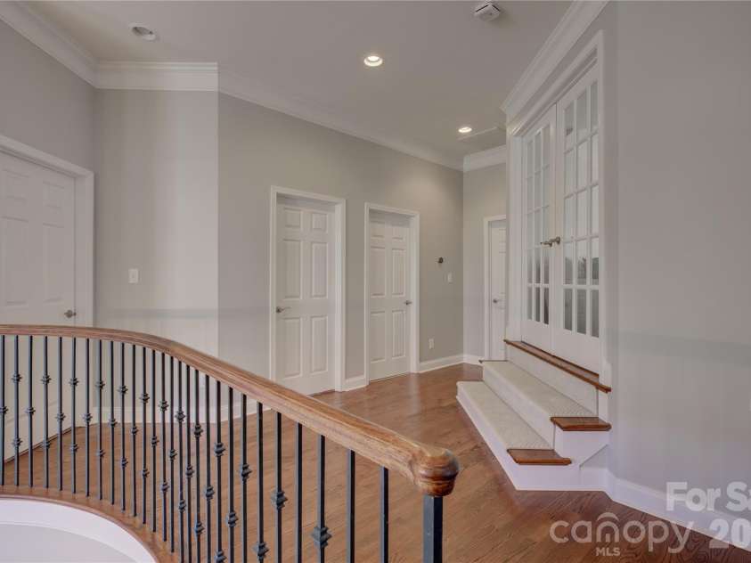 16915 Turtle Point Road, Charlotte, NC 28278.  MLS# CAR4360965, YatesRealty ID 16292. 