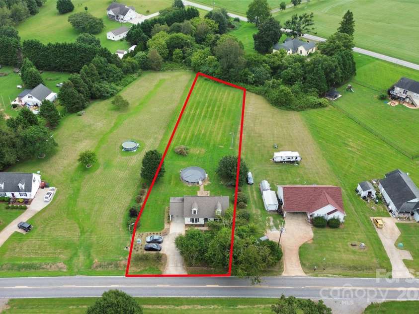 2614 Reepsville Road, Lincolnton, NC 28092.  MLS# CAR4293912, YatesRealty ID 16292. Approximate property lines 