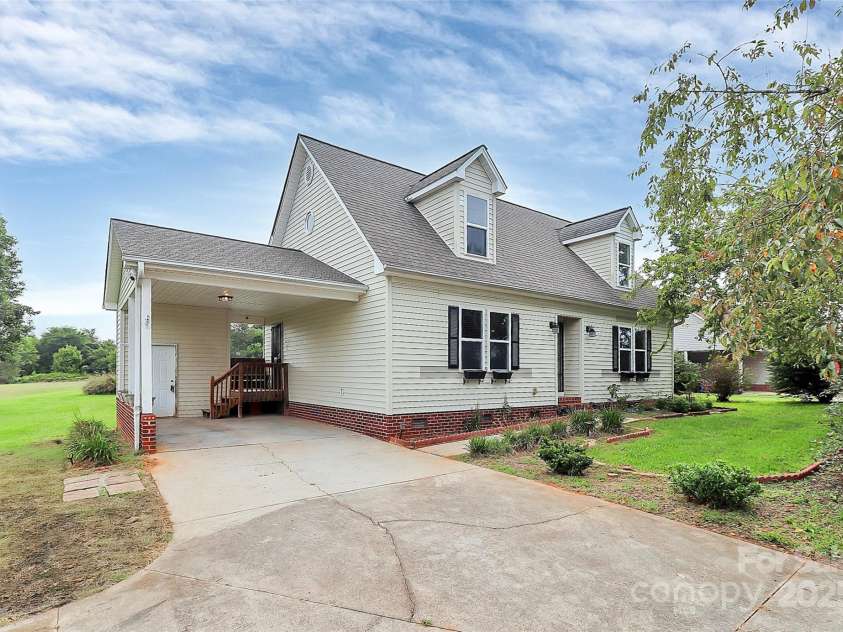 2614 Reepsville Road, Lincolnton, NC 28092.  MLS# CAR4293912, YatesRealty ID 16292. Front of property 