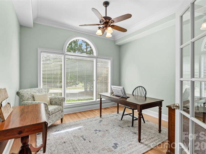 107 Kenway Loop, Mooresville, NC 28117.  MLS# CAR4398278, YatesRealty ID 16293. Office