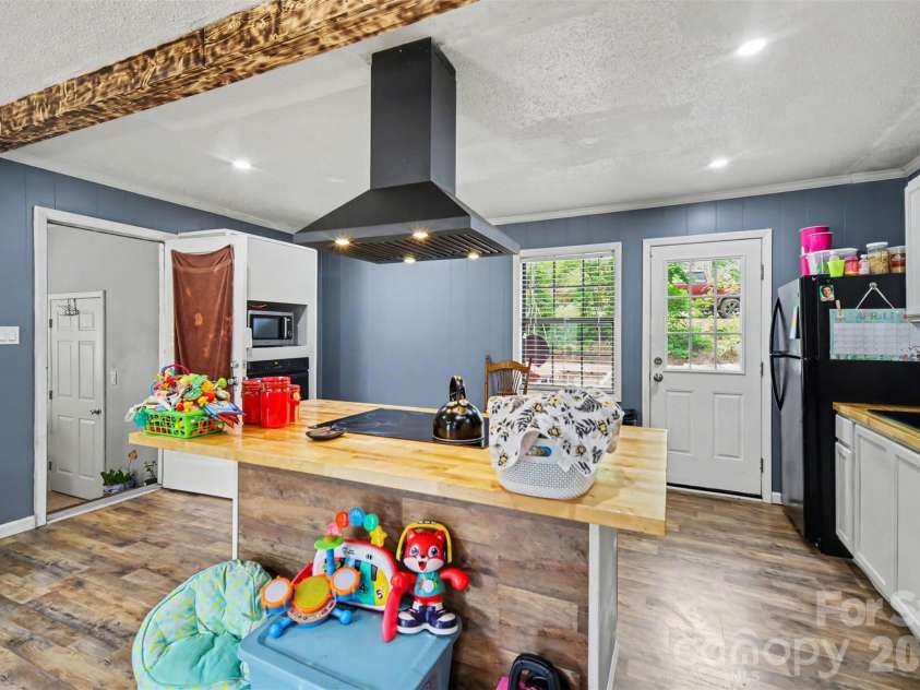 1797 Drywood Circle, Lancaster, SC 29720.  MLS# CAR4367511, YatesRealty ID 16294. Kitchen