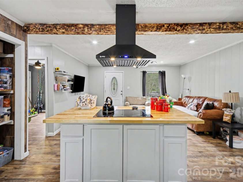 1797 Drywood Circle, Lancaster, SC 29720.  MLS# CAR4367511, YatesRealty ID 16294. Kitchen into living room