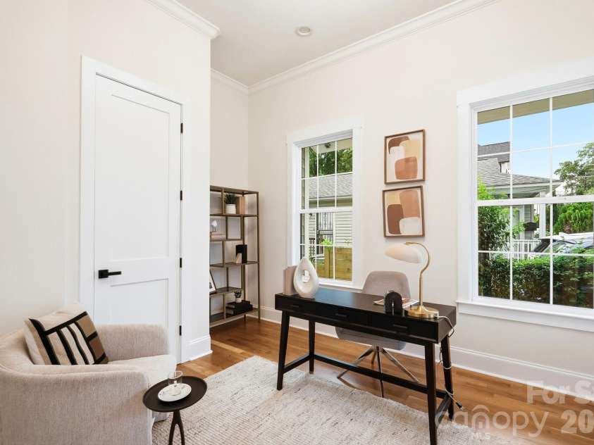 1412 Kennon Street, Charlotte, NC 28205.  MLS# CAR4425870, YatesRealty ID 16295. 