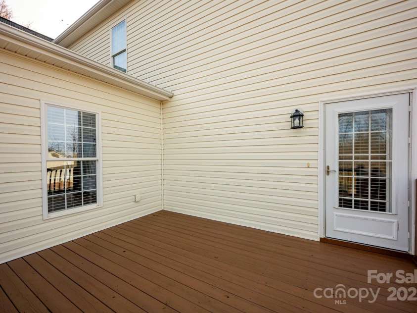 662 Georgie Street, Troutman, NC 28166.  MLS# CAR4221945, YatesRealty ID 16295. 