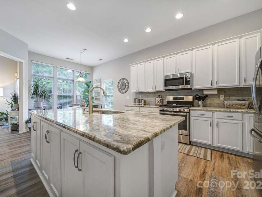 7123 Meyer Road, Fort Mill, SC 29715.  MLS# CAR4248751, YatesRealty ID 16296. 