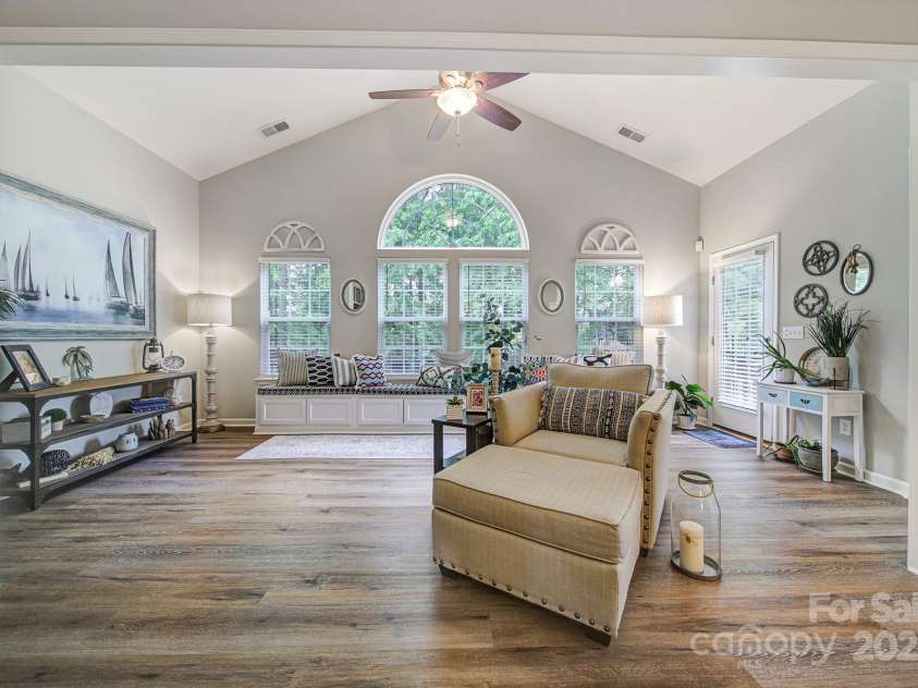 7123 Meyer Road, Fort Mill, SC 29715.  MLS# CAR4248751, YatesRealty ID 16296. 