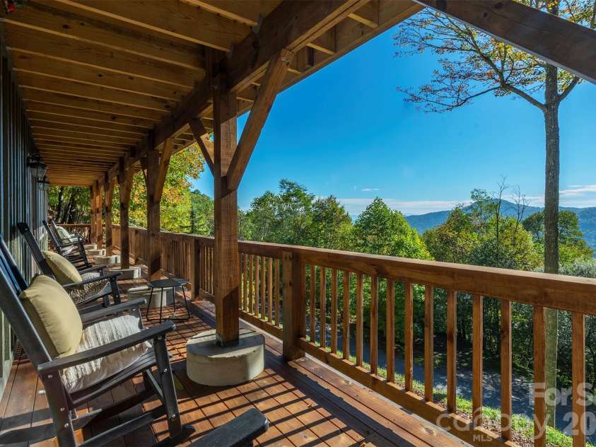 322 Goldenleaf Road, Mars Hill, NC 28754.  MLS# CAR4317363, YatesRealty ID 16298. 