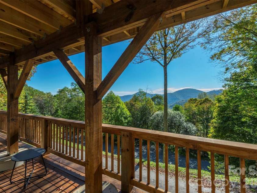 322 Goldenleaf Road, Mars Hill, NC 28754.  MLS# CAR4317363, YatesRealty ID 16298. 