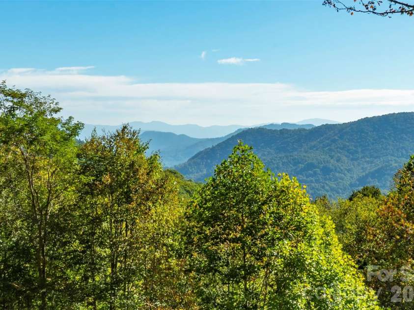 322 Goldenleaf Road, Mars Hill, NC 28754.  MLS# CAR4317363, YatesRealty ID 16298. 