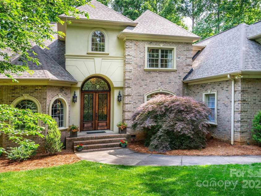 122 Sleepy Cove Trail, Mooresville, NC 28117.  MLS# CAR4260257, YatesRealty ID 16299. 