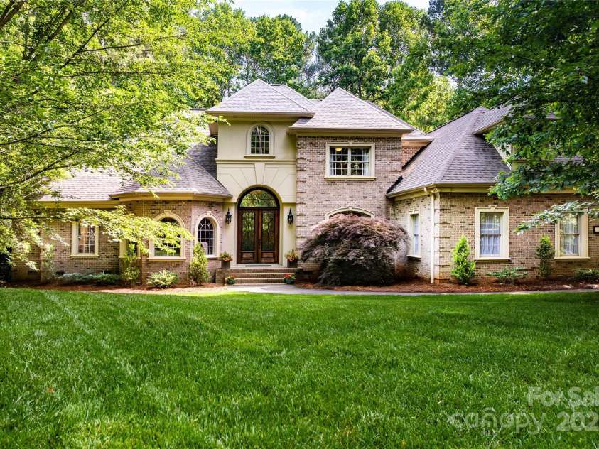122 Sleepy Cove Trail, Mooresville, NC 28117.  MLS# CAR4260257, YatesRealty ID 16299. 