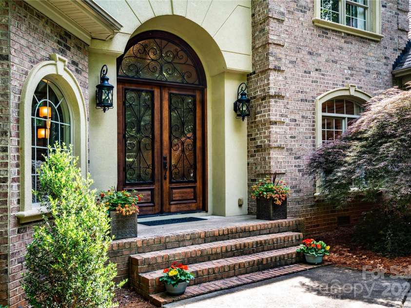 122 Sleepy Cove Trail, Mooresville, NC 28117.  MLS# CAR4260257, YatesRealty ID 16299. 