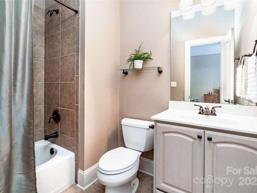 122 Sleepy Cove Trail, Mooresville, NC 28117.  MLS# CAR4260257, YatesRealty ID 16299. 