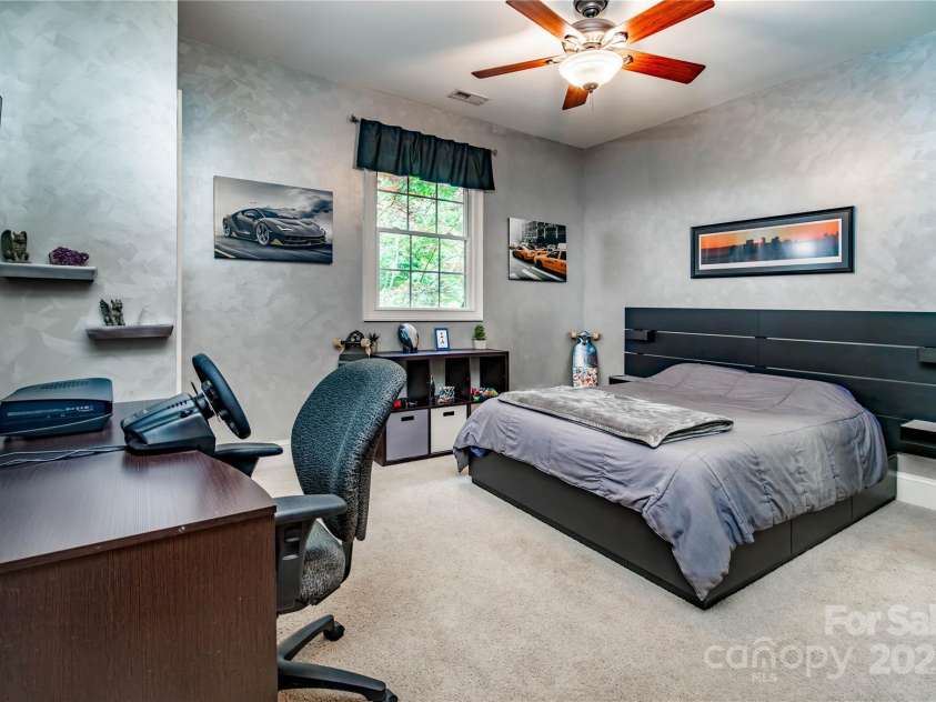 122 Sleepy Cove Trail, Mooresville, NC 28117.  MLS# CAR4260257, YatesRealty ID 16299. 