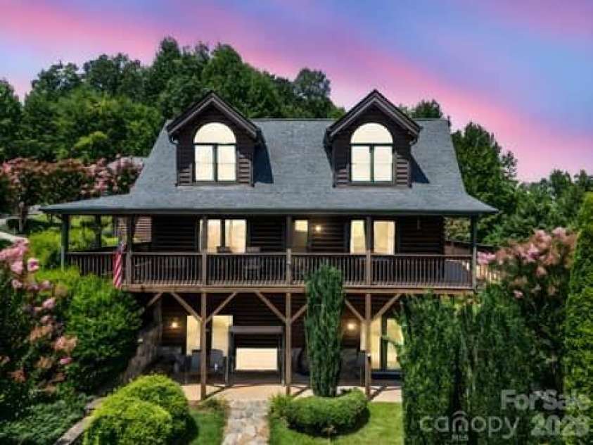 202 Panorama Drive, Nebo, NC 28761.  MLS# CAR4287111, YatesRealty ID 16299. 