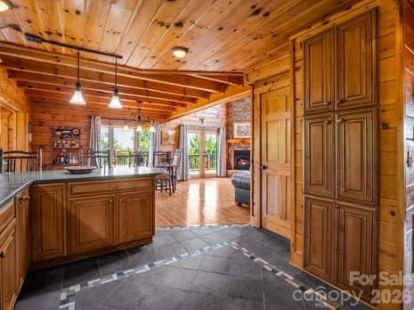 202 Panorama Drive, Nebo, NC 28761.  MLS# CAR4287111, YatesRealty ID 16299. 