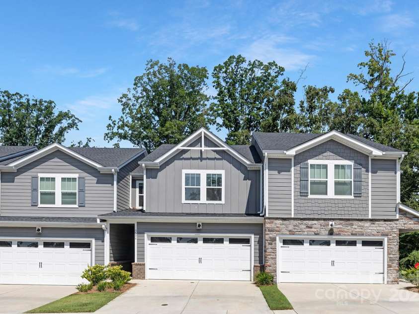 3506 Auburn Curb Road, Charlotte, NC 28217.  MLS# CAR4276113, YatesRealty ID 163. 