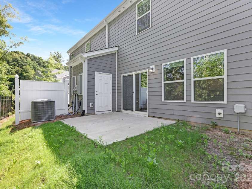 3506 Auburn Curb Road, Charlotte, NC 28217.  MLS# CAR4276113, YatesRealty ID 163. 