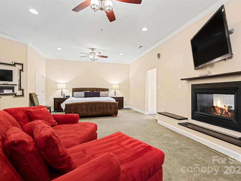 5418 Commodore Place, Clover, SC 29710.  MLS# CAR4329218, YatesRealty ID 1630. 