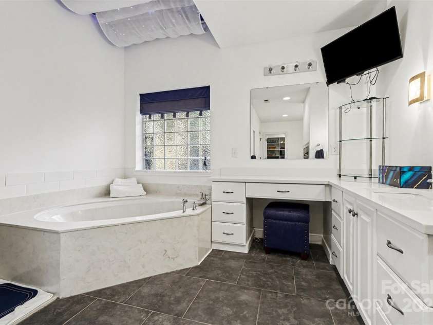 5418 Commodore Place, Clover, SC 29710.  MLS# CAR4329218, YatesRealty ID 1630. 