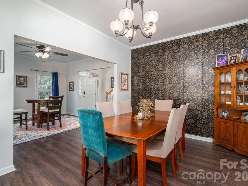 109 Nemans Cove, Cherryville, NC 28021.  MLS# CAR4392362, YatesRealty ID 16301. 