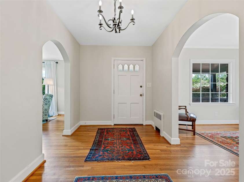 2 Fairway Road, Asheville, NC 28804.  MLS# CAR4263092, YatesRealty ID 16301. 