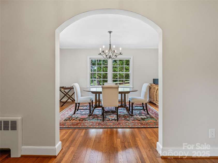 2 Fairway Road, Asheville, NC 28804.  MLS# CAR4263092, YatesRealty ID 16301. 