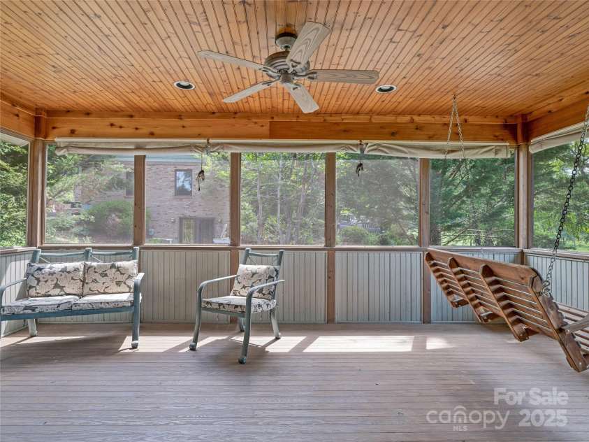 2 Fairway Road, Asheville, NC 28804.  MLS# CAR4263092, YatesRealty ID 16301. 