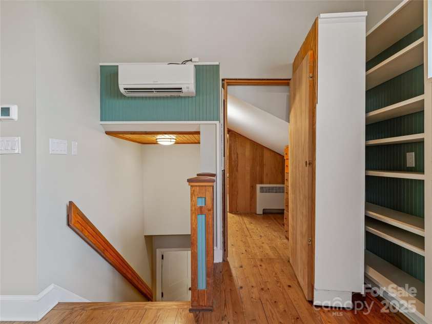 2 Fairway Road, Asheville, NC 28804.  MLS# CAR4263092, YatesRealty ID 16301. 