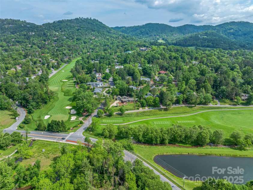 2 Fairway Road, Asheville, NC 28804.  MLS# CAR4263092, YatesRealty ID 16301. 