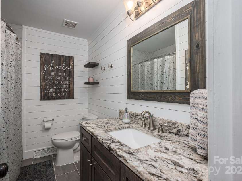 1761 Arden Drive, Lincolnton, NC 28092.  MLS# CAR4260722, YatesRealty ID 16302. 