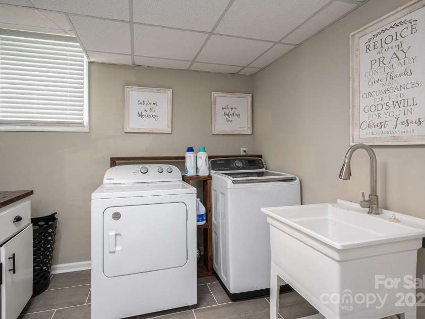 1761 Arden Drive, Lincolnton, NC 28092.  MLS# CAR4260722, YatesRealty ID 16302. 