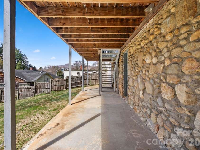 212 Holtzclaw Street, Canton, NC 28716.  MLS# CAR4361333, YatesRealty ID 16302. Nice, solid stone foundation!