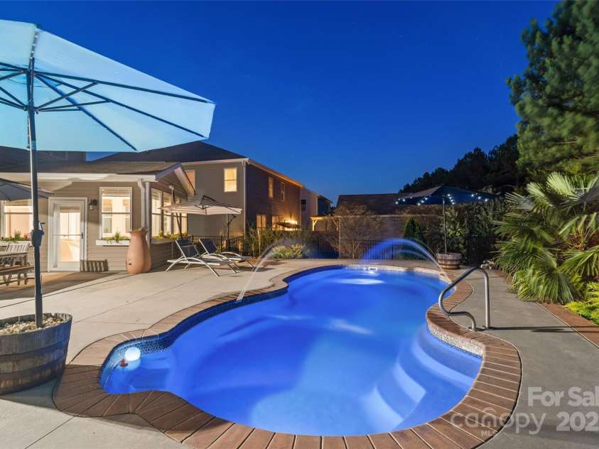 4500 Carrington Drive, Lancaster, SC 29720.  MLS# CAR4263792, YatesRealty ID 16303. 