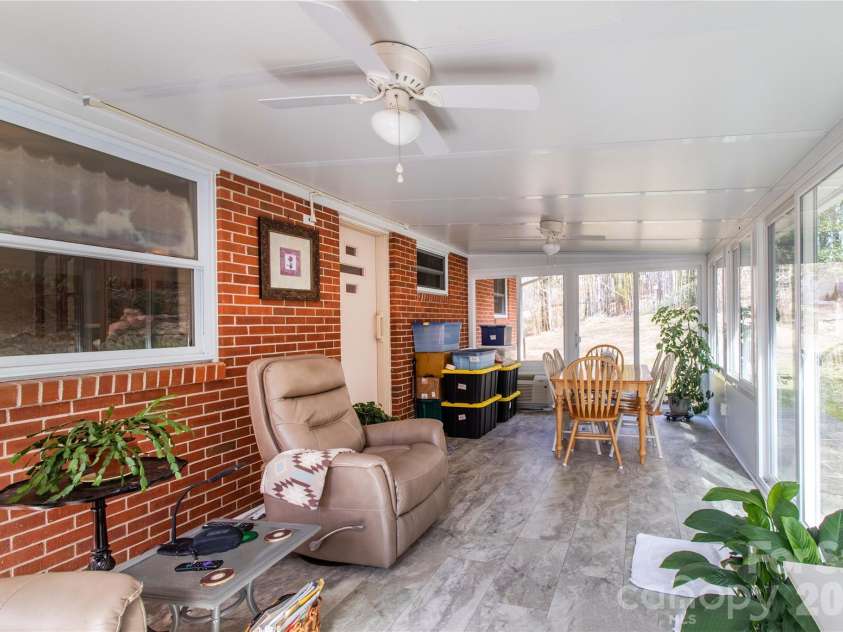 356 Pleasant Hill Drive, Brevard, NC 28712.  MLS# CAR4354841, YatesRealty ID 16304. 