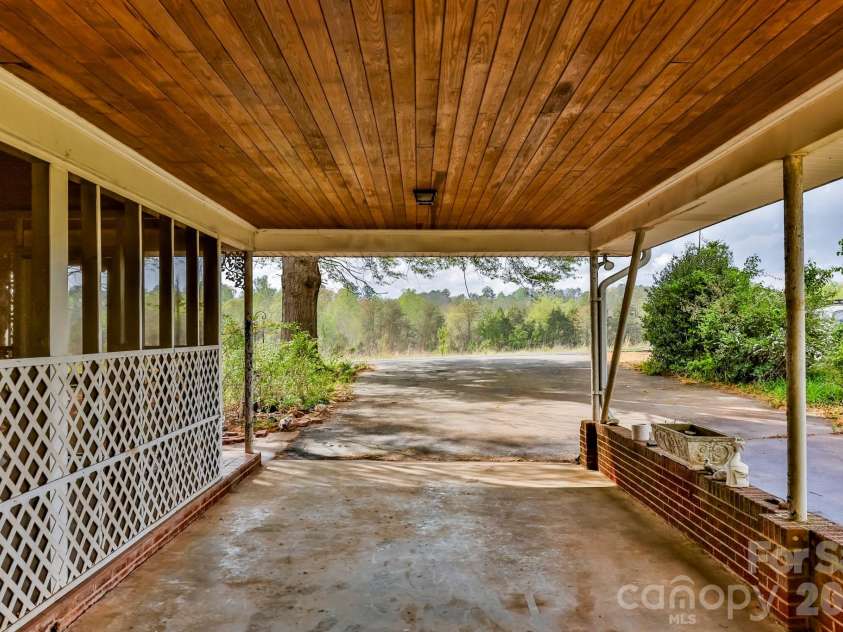364 Dave Sims Road, Rutherfordton, NC 28139.  MLS# CAR4370573, YatesRealty ID 16306. 
