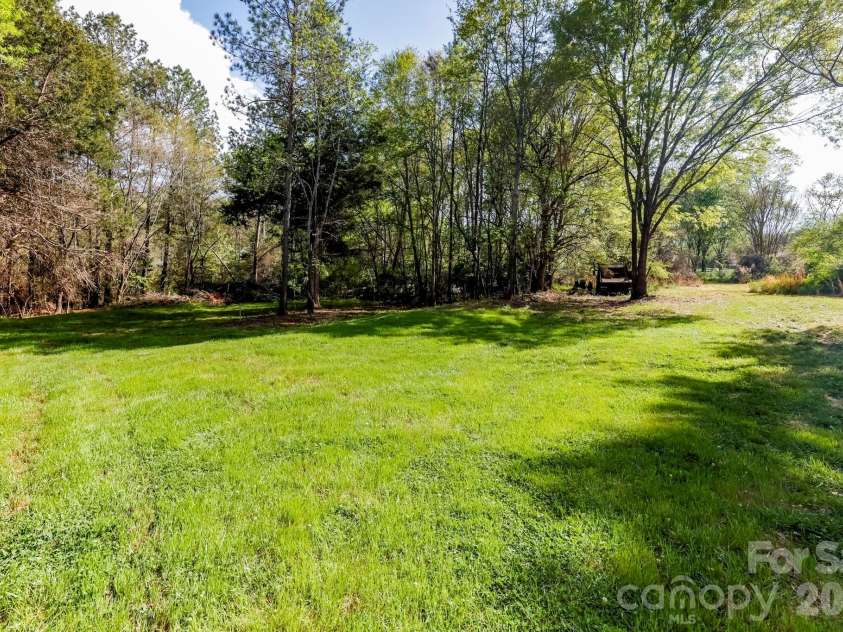 364 Dave Sims Road, Rutherfordton, NC 28139.  MLS# CAR4370573, YatesRealty ID 16306. 