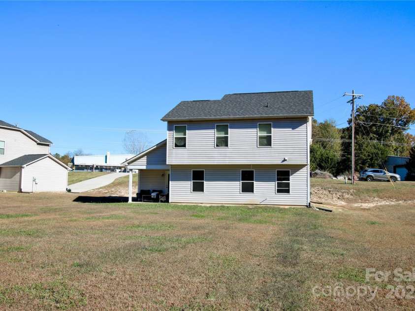 102 Roseborough Road, Grover, NC 28073.  MLS# CAR4319930, YatesRealty ID 1631. 
