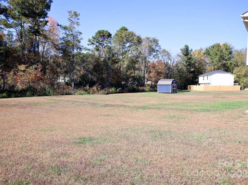 102 Roseborough Road, Grover, NC 28073.  MLS# CAR4319930, YatesRealty ID 1631. 