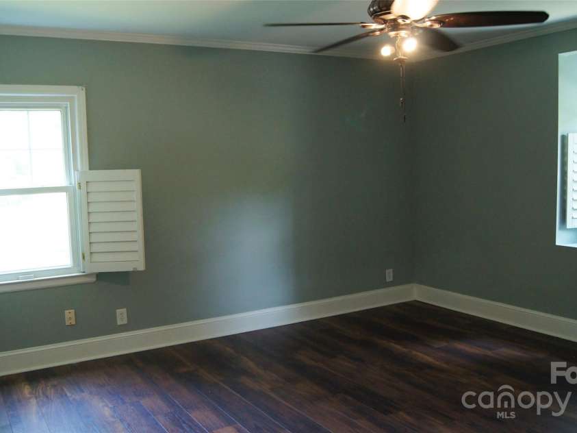 4905 Montibello Drive, Charlotte, NC 28226.  MLS# CAR4252898, YatesRealty ID 16311. BEDROOM #22ND FLOOR