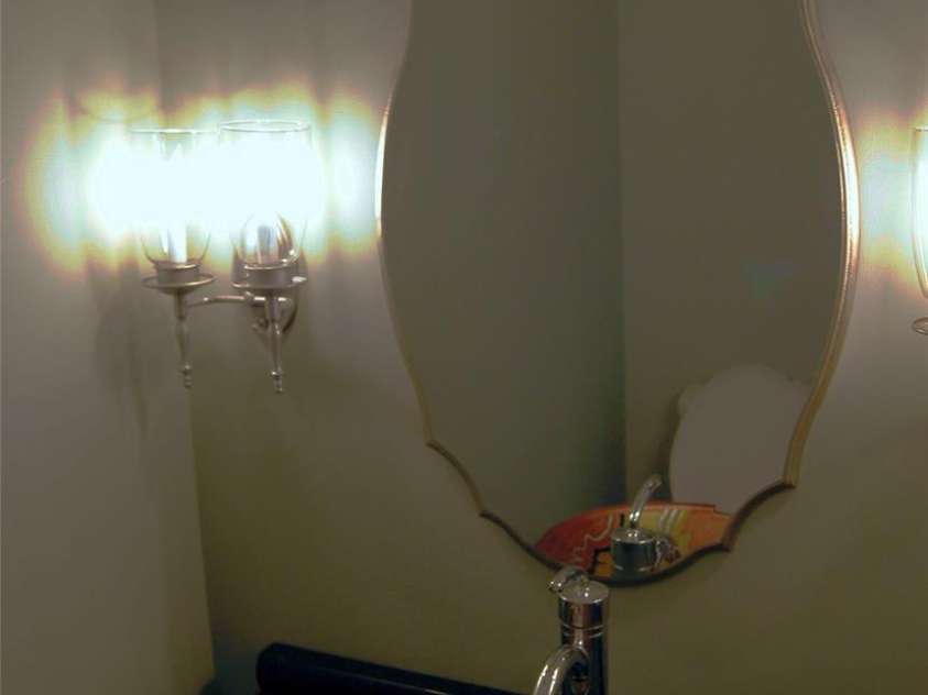 4905 Montibello Drive, Charlotte, NC 28226.  MLS# CAR4252898, YatesRealty ID 16311. DOWNSTAIRSBATHROOM